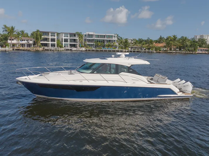 Natural Selection Yacht Photos Pics 