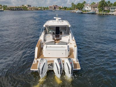 Yacht