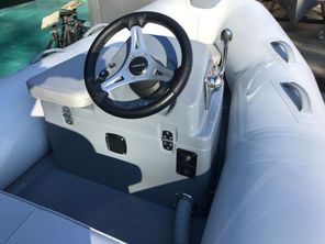 2023 Brig F330T mit Yamaha 15PS