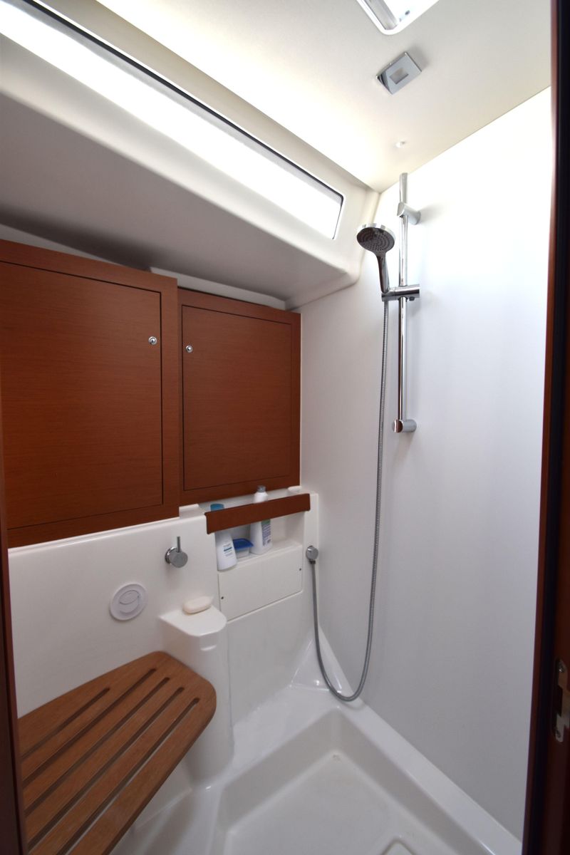 2019 Beneteau 51 