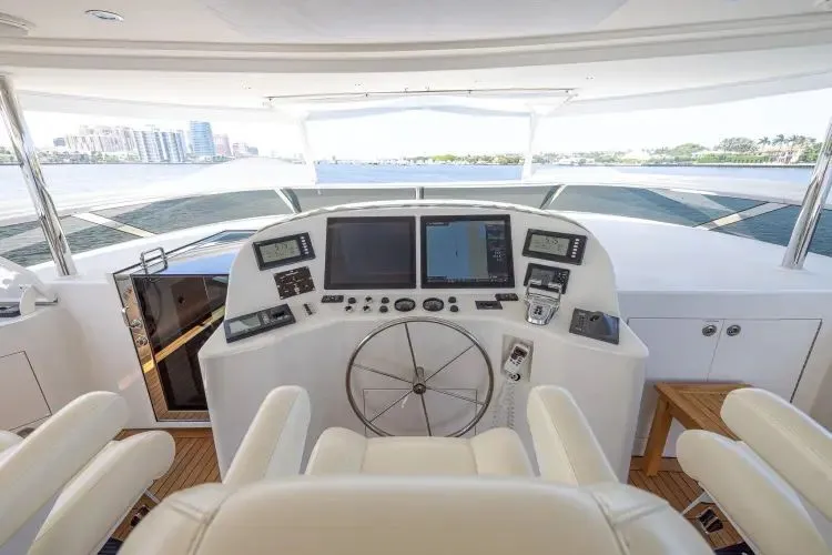 Seahawk Yacht Photos Pics 2014 Westport Motoryacht - Image 86