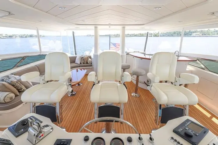Seahawk Yacht Photos Pics 2014 Westport Motoryacht - Image 82