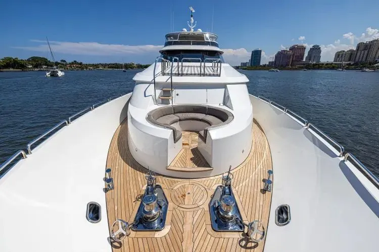Seahawk Yacht Photos Pics 2014 Westport Motoryacht - Image 73