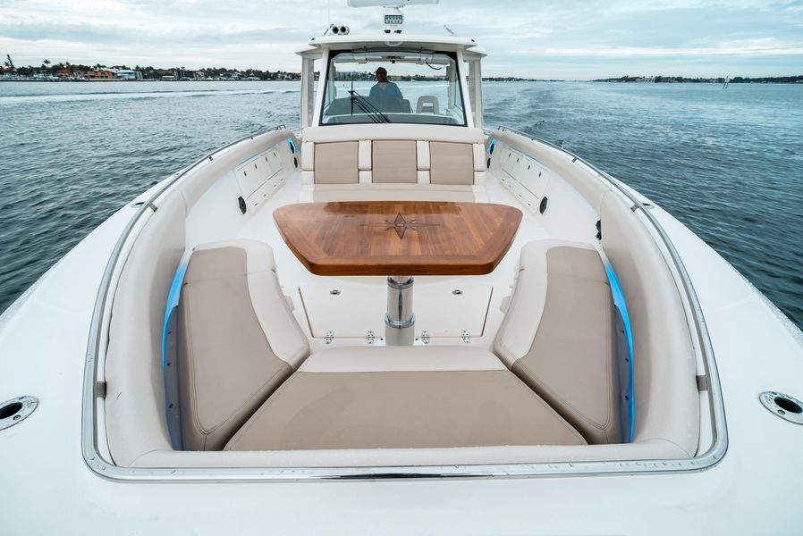 2020 Boston Whaler 420 Outrage