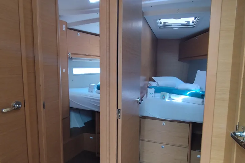 Greenleaf Yacht Photos Pics 