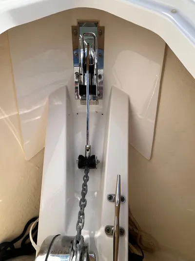  Yacht Photos Pics 2020 Tiara Yachts 34 Lx - Image 39