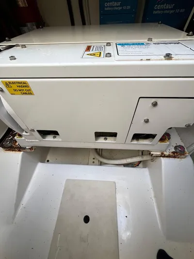  Yacht Photos Pics 2020 Tiara Yachts 34 Lx - Image 46