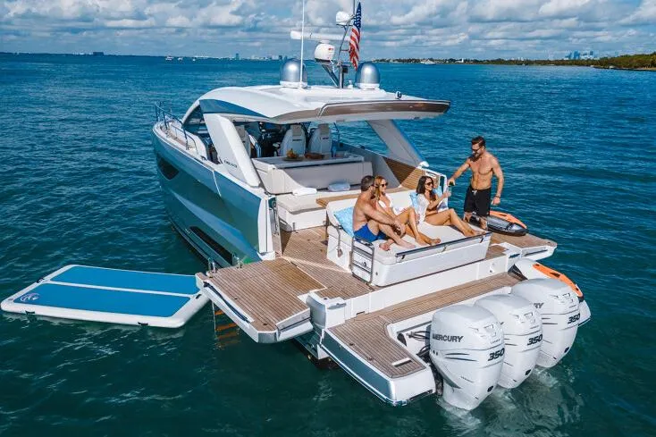 Yacht Photos Pics Manufacturer Provided Image