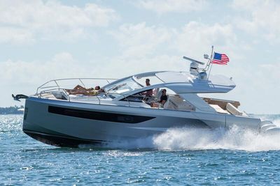 Yacht
