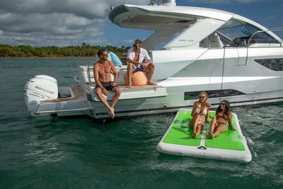 Yacht