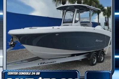 Hurricane Center Console 24 OB