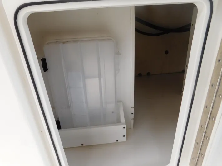 Diggin' It Yacht Photos Pics 