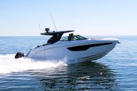 2024 Cruisers Yachts 38 GLS OB