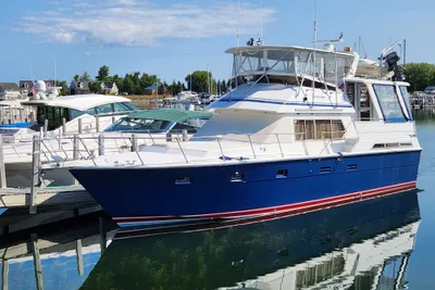 Hi-Star 48 Sundeck