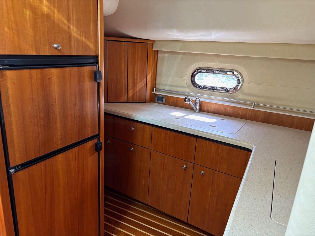 2008 Tiara Yachts 43 