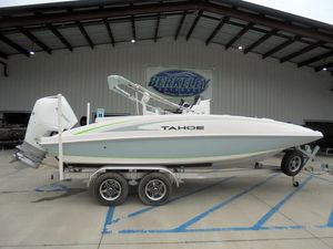 2024 Tahoe 2150 CC