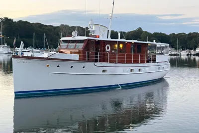 Trumpy 58