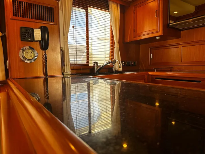 Smaragd Yacht Photos Pics 