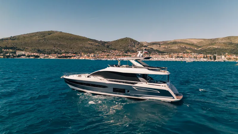  Yacht Photos Pics 