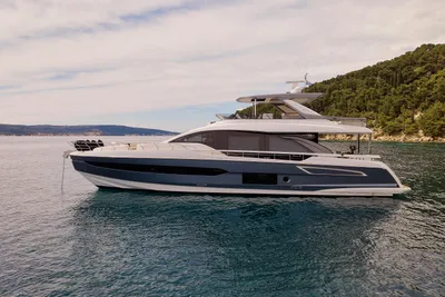 2022 Azimut 78