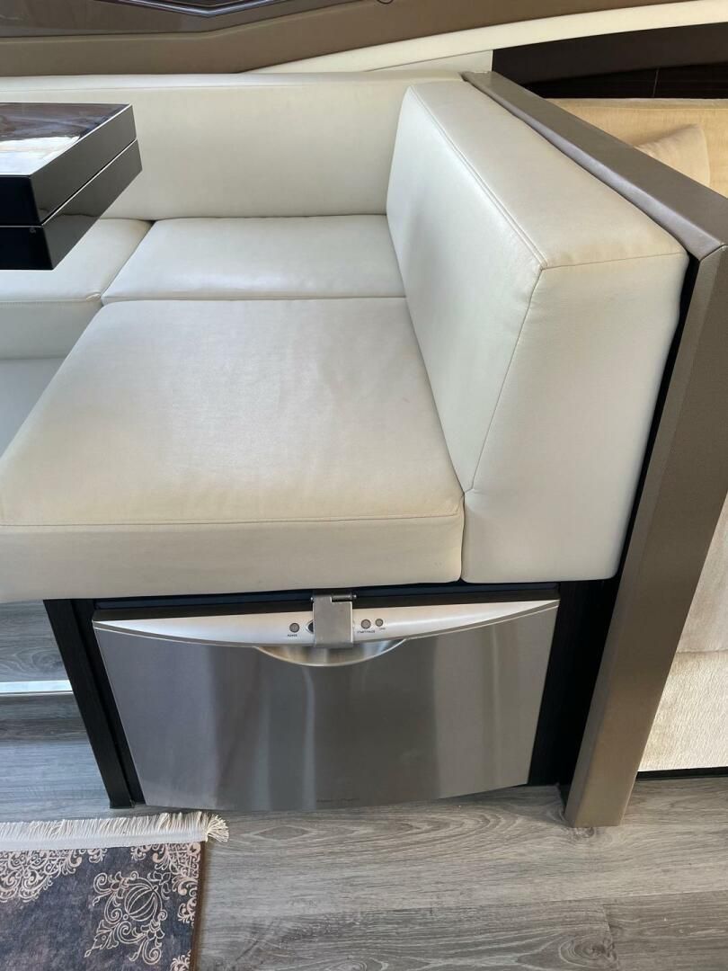 2013 Marquis 63 