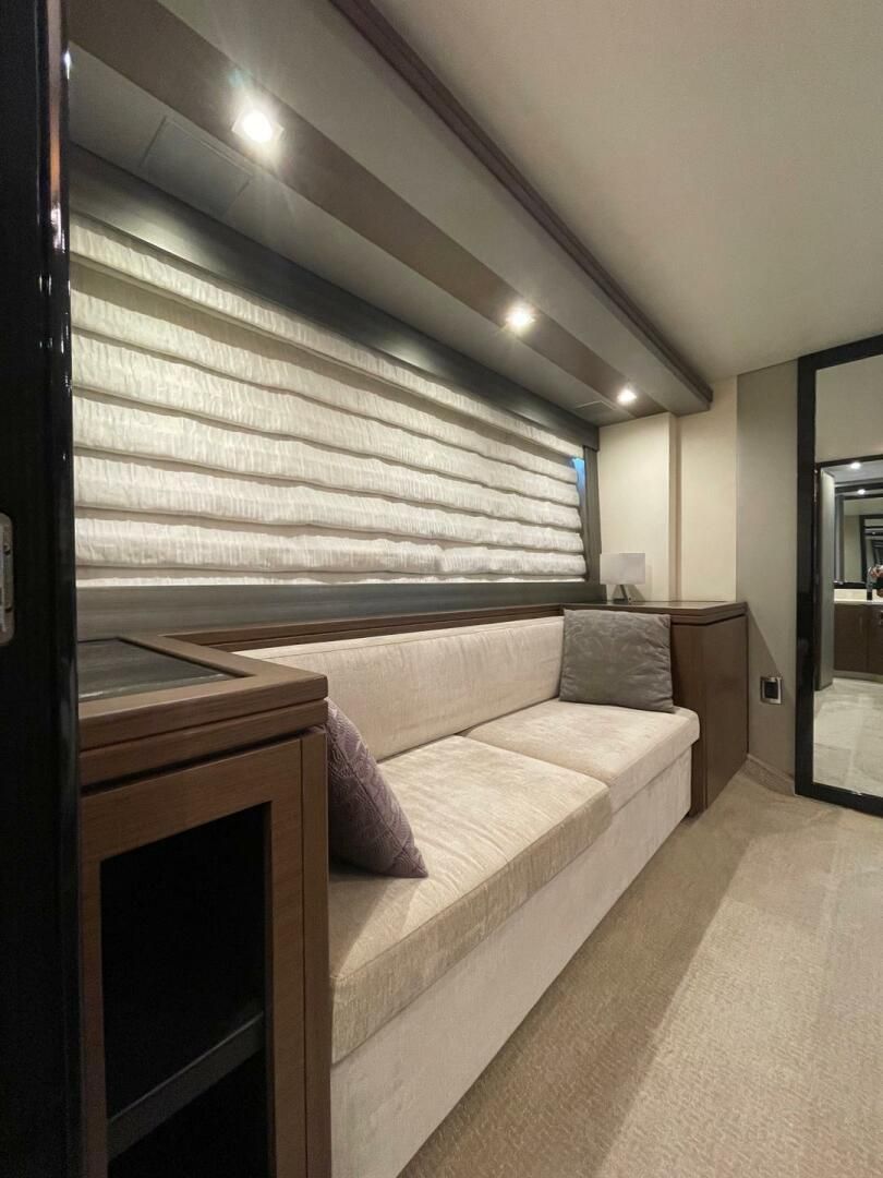 2013 Marquis 63 