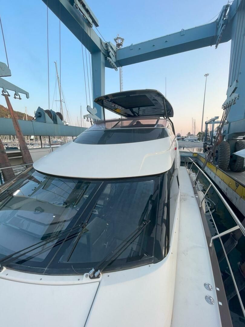 2013 Marquis 63 