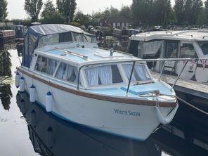 1971 Eastwood 24