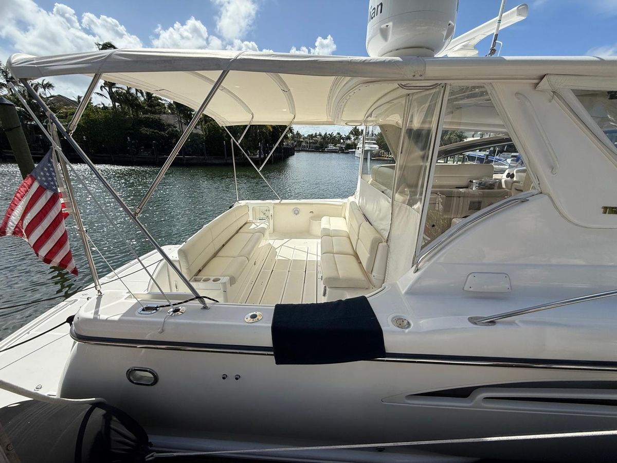 2000 Tiara Yachts 52 