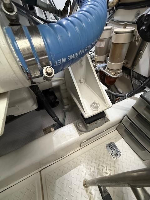 2000 Tiara Yachts 52 