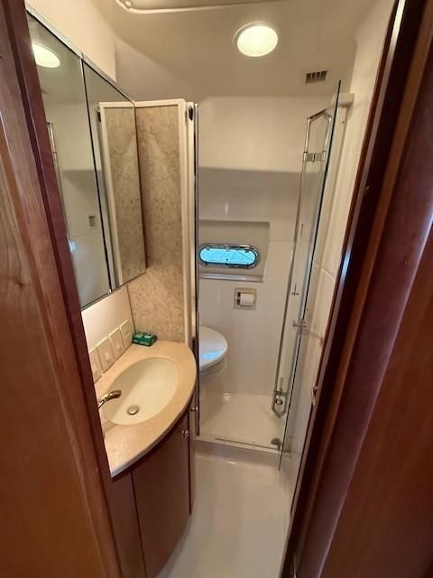 2000 Tiara Yachts 52 
