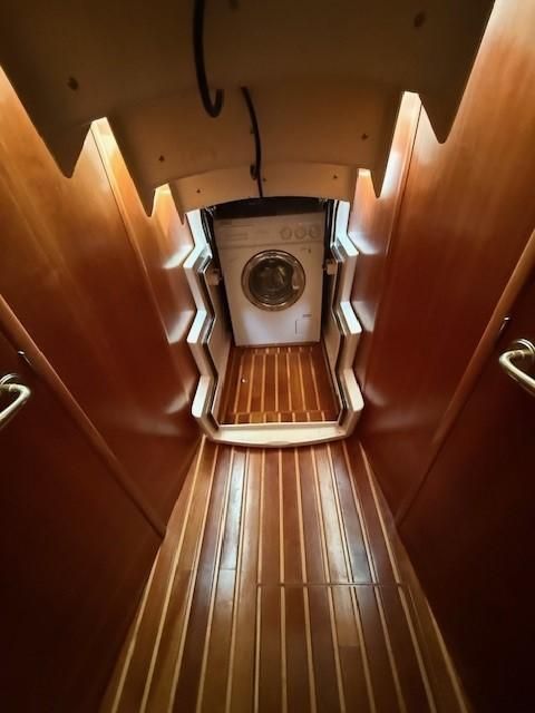 2000 Tiara Yachts 52 