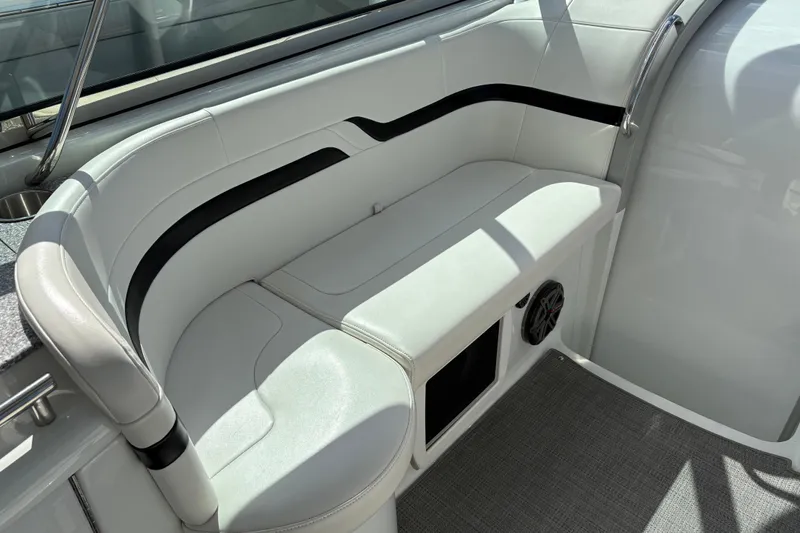  Yacht Photos Pics 2007 Formula 400 Super Sport boat interior with white seating and speaker.