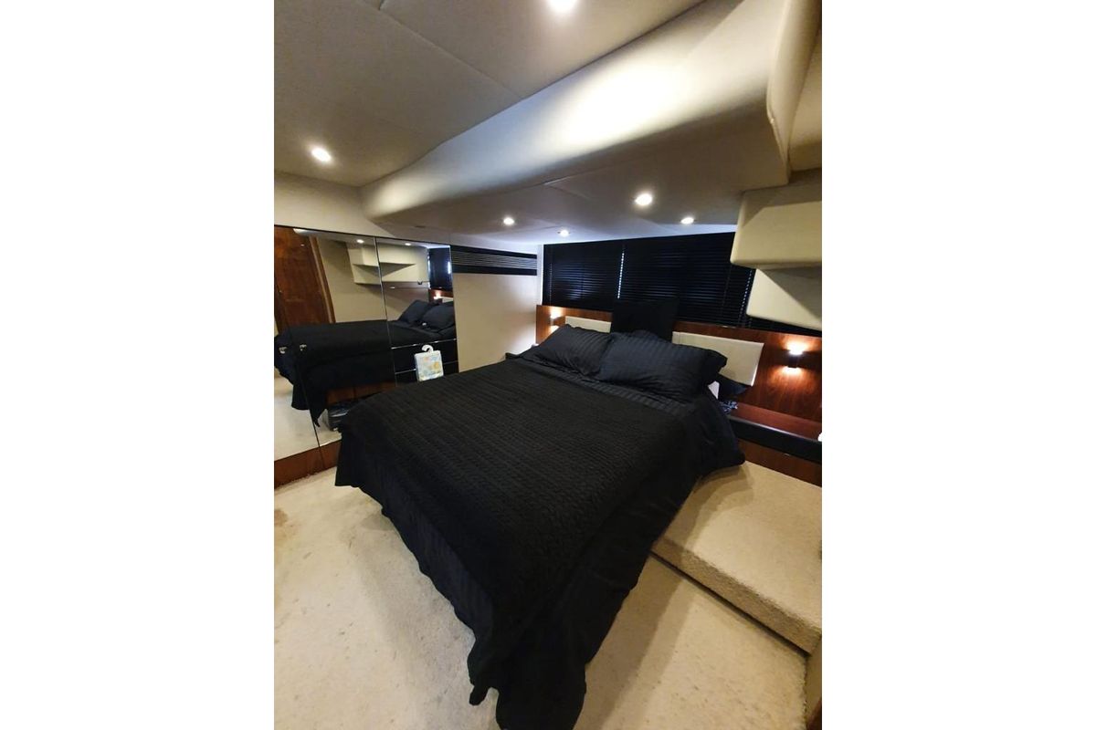 2011 Fairline 55 