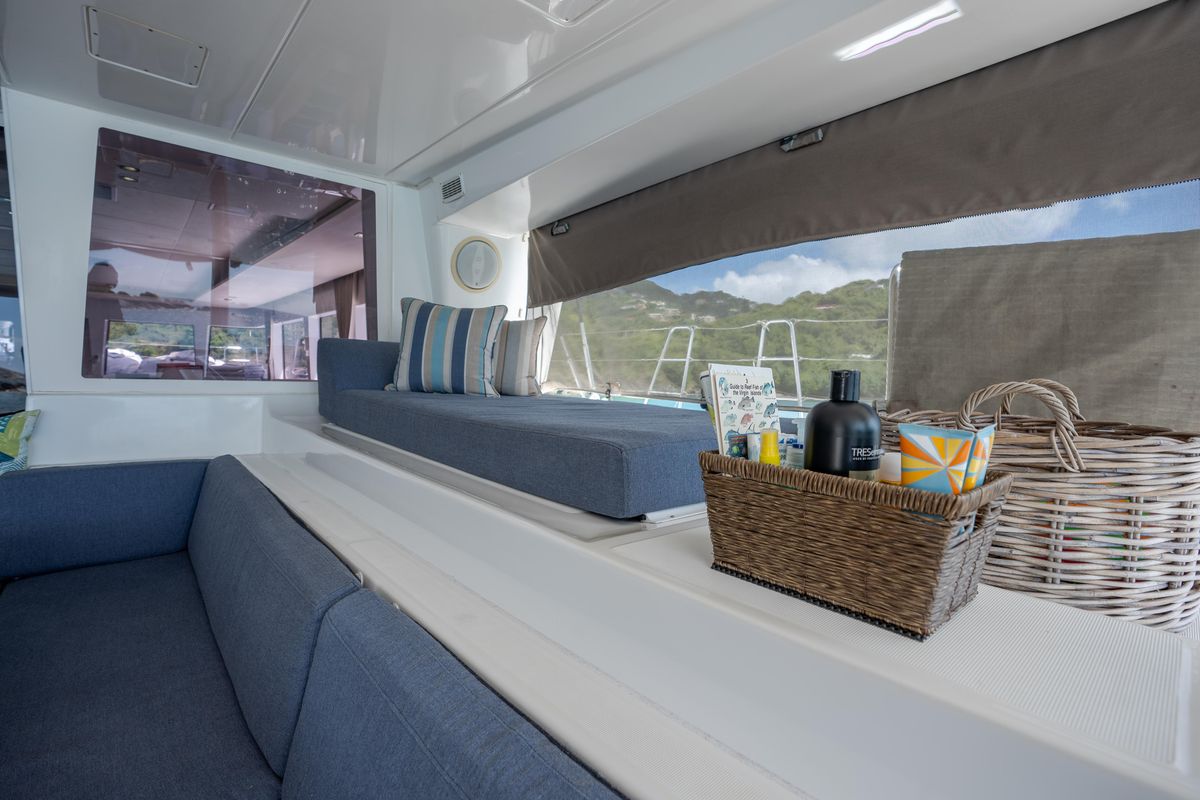 2014 Lagoon 62 