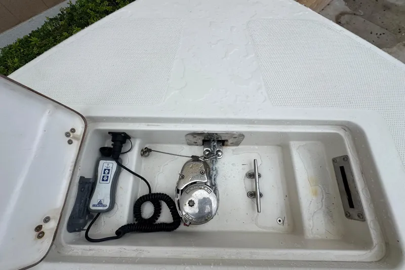  Yacht Photos Pics Anchor windlass on a 2015 Sailfish 320 CC boat.