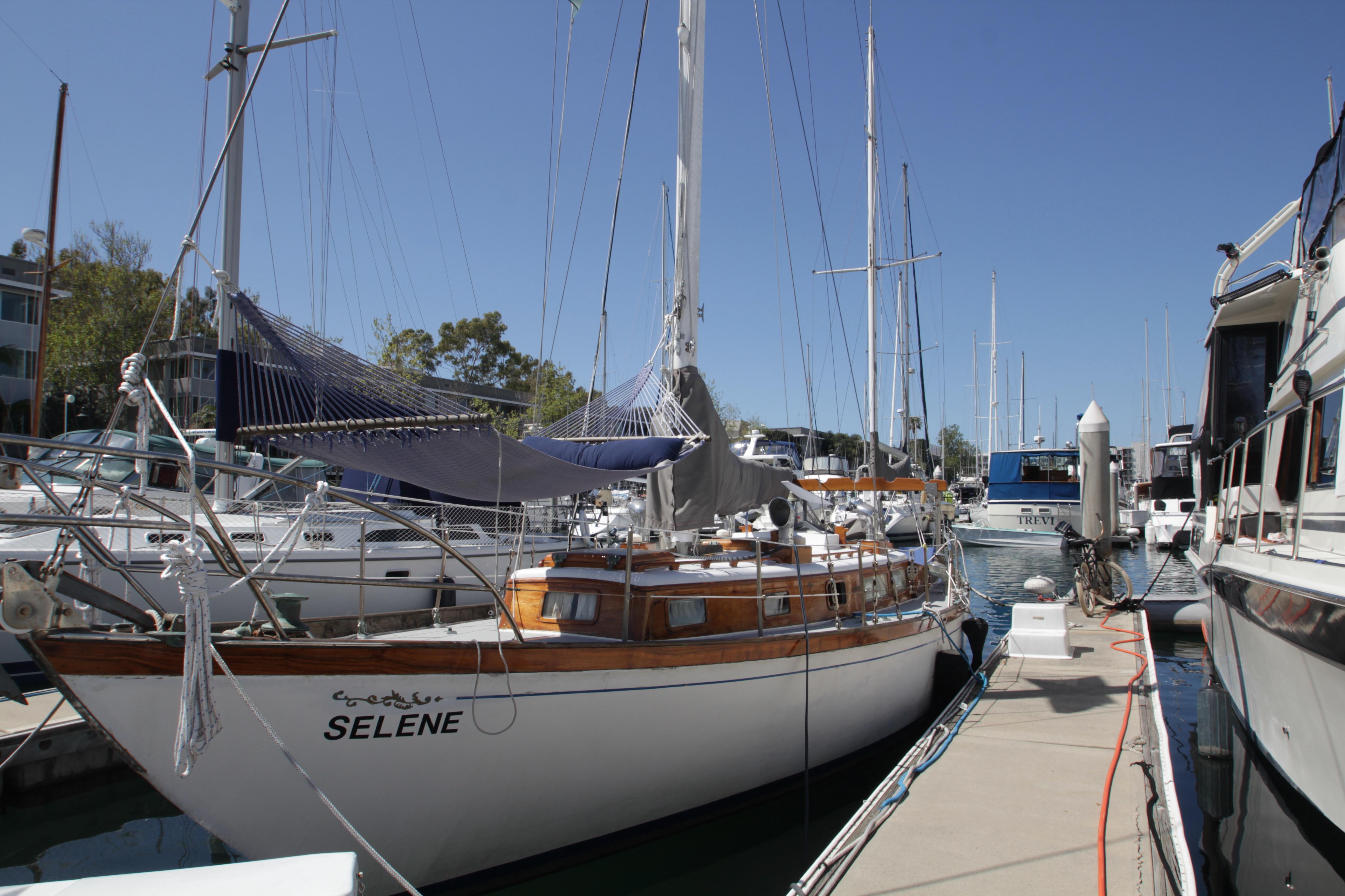 1968 Cheoy Lee Offshore 40 Antique and Classic for sale - YachtWorld