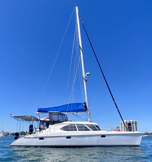 Rattlesnake Yacht Photos Pics 