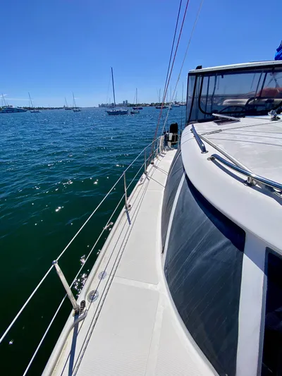 Rattlesnake Yacht Photos Pics 