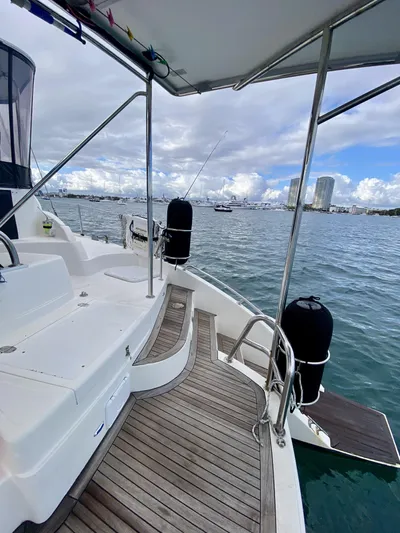 Rattlesnake Yacht Photos Pics 