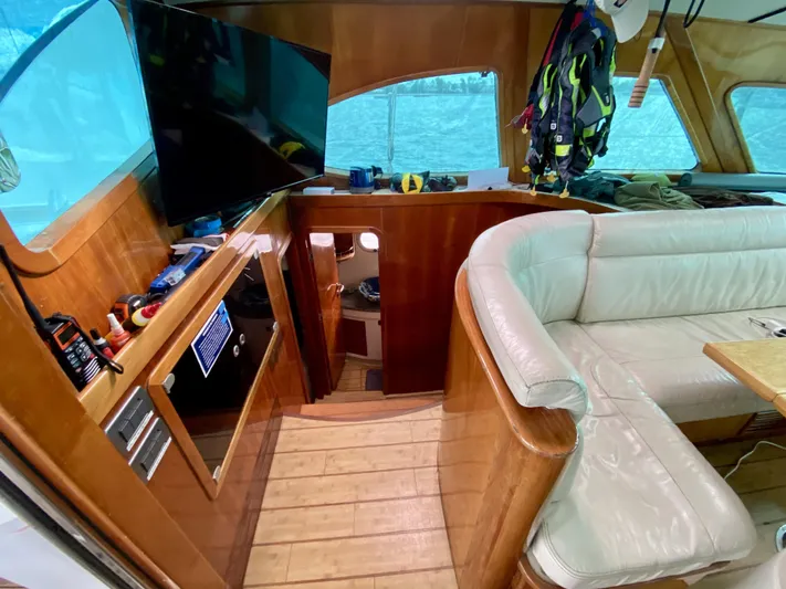 Rattlesnake Yacht Photos Pics 