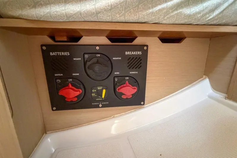 Coastal Distancing Yacht Photos Pics Battery and breaker panel on 2021 Beneteau Oceanis 30.1 yacht interior.