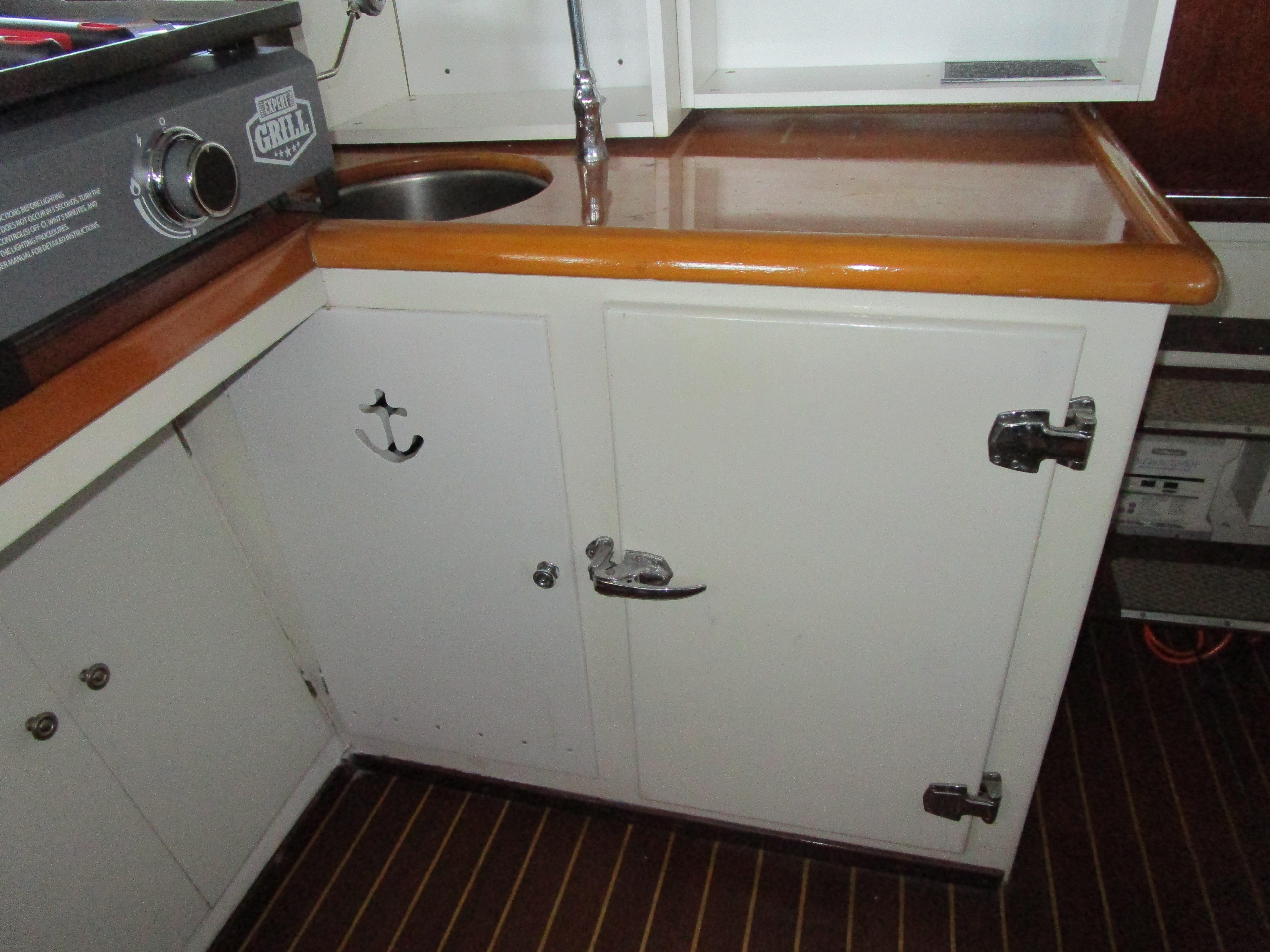 1950 ChrisCraft 32 Super Deluxe Cruiser for sale YachtWorld