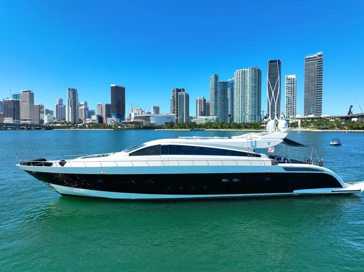 Venture Yacht Photos Pics 