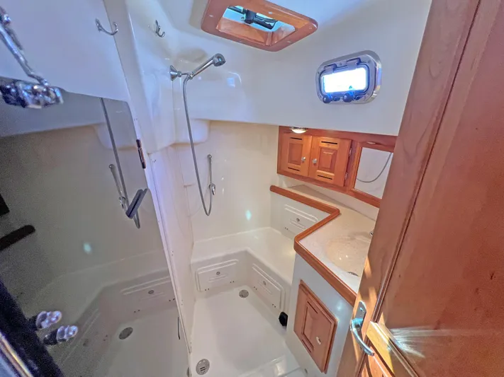 Red Skye Yacht Photos Pics 