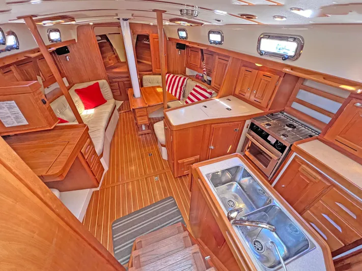 Red Skye Yacht Photos Pics 