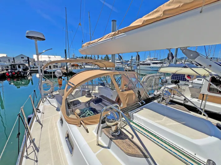 Red Skye Yacht Photos Pics 