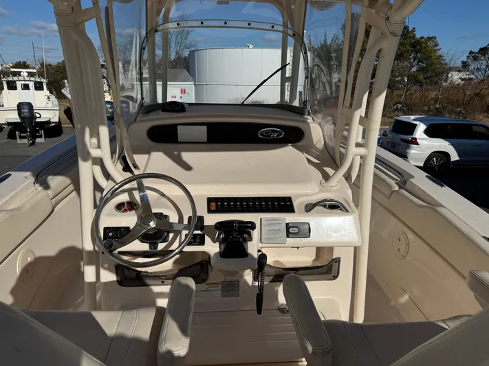 Tunacious 2 Yacht Photos Pics 