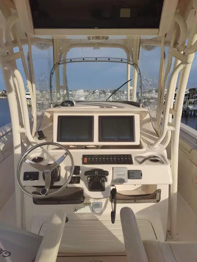 Tunacious 2 Yacht Photos Pics 