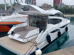 2022 Galeon 430 Skydeck